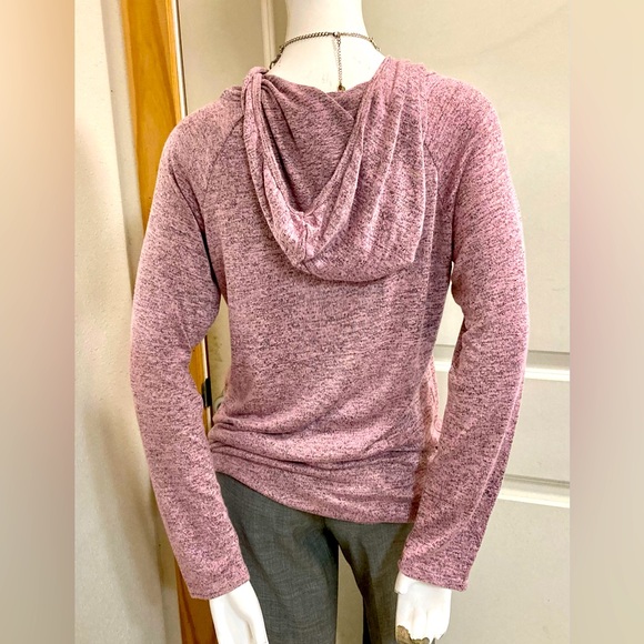 🔥 4 for $20 🔥Heather pink maternity hoodie - Picture 2 of 3
